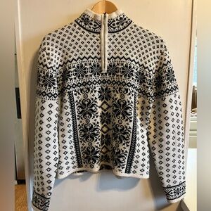Vintage Obermeyer Black and White 3/4 zip snowflake Neck Sweater
